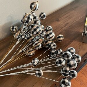 Plaid Decorative Ball Stems
